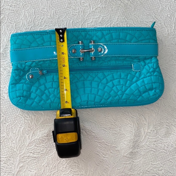 Vera Bradley Quilted Teal Clutch - Picture 8 of 9